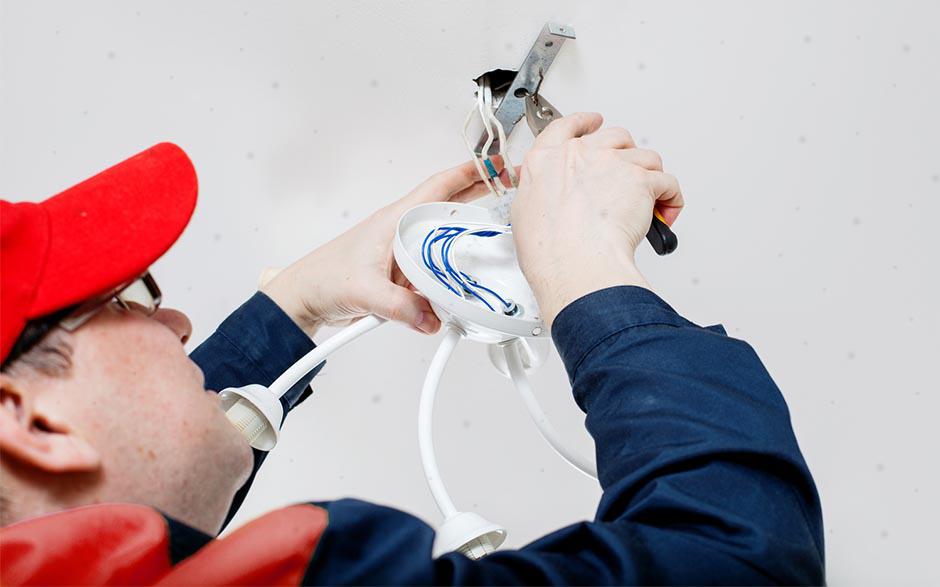 prix d'un électricien Les Mureaux